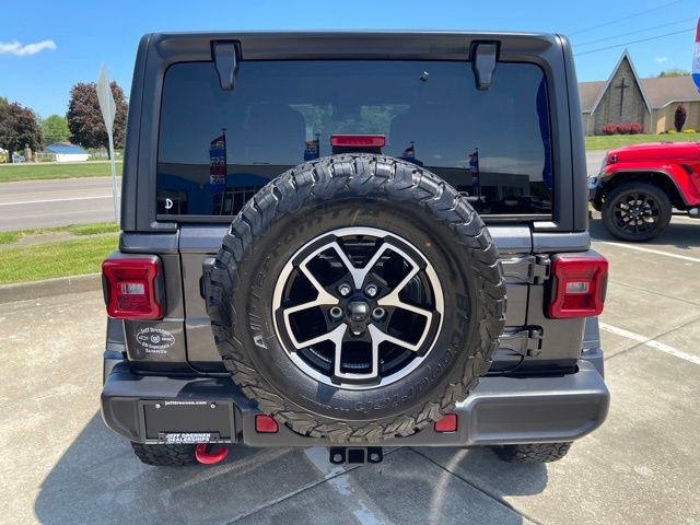 Used 2025 Jeep Wrangler Unlimited Rubicon AWD/4WD image 6