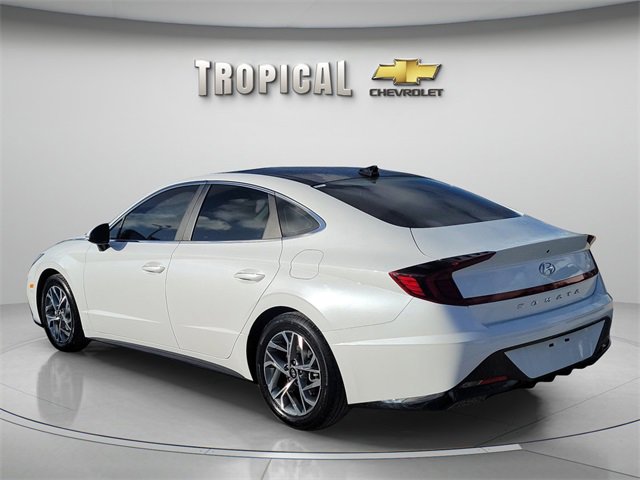 Used 2022 Hyundai Sonata SEL w/ Convenience Package image 2