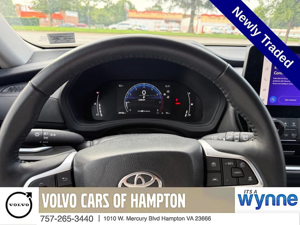 Used 2024 Toyota Grand Highlander AWD image 5