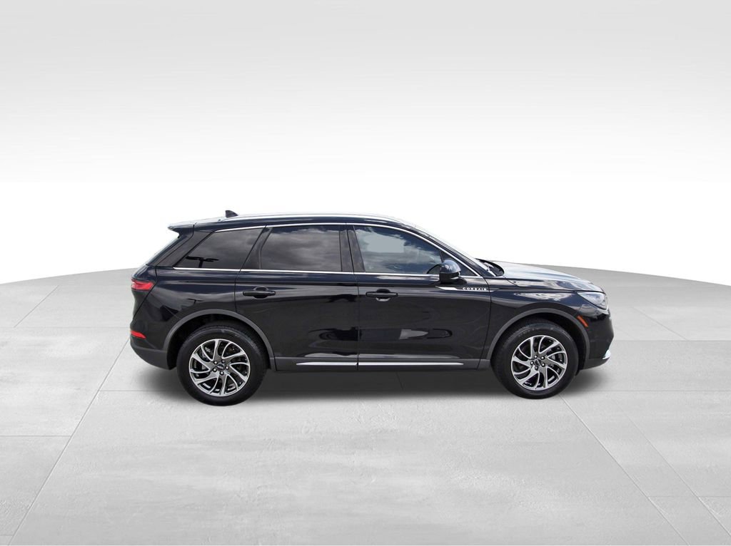 Used 2022 Lincoln Corsair FWD image 5