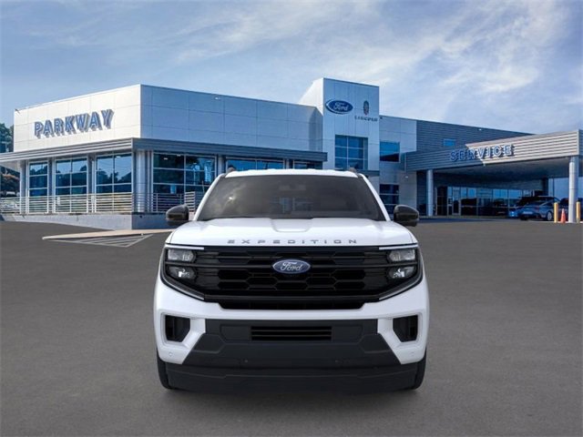 New 2026 Ford Expedition Active image 6