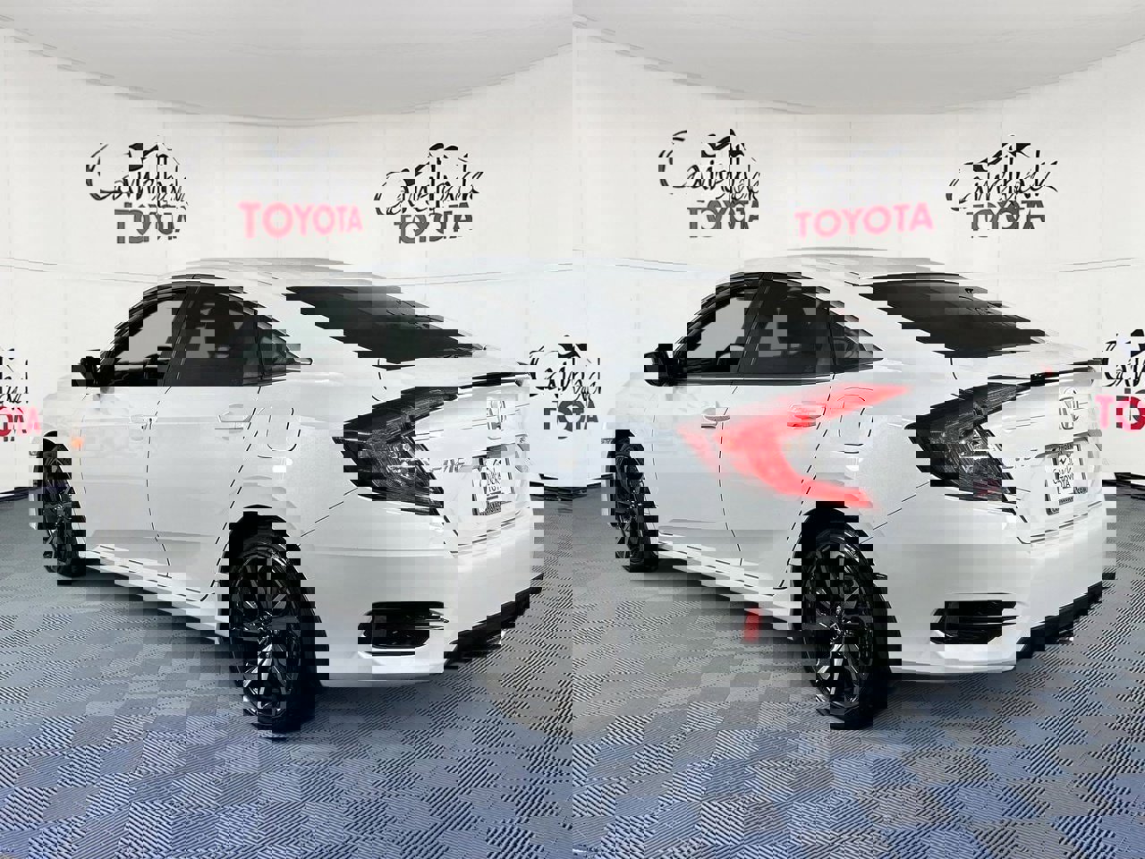 Used 2021 Honda Civic Sport image 5