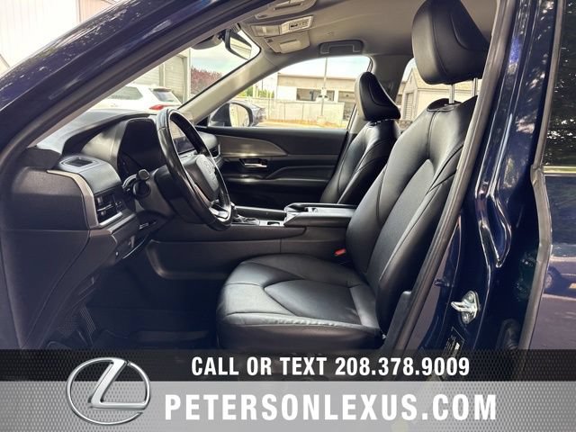 Used 2024 Toyota Grand Highlander AWD Hybrid image 22
