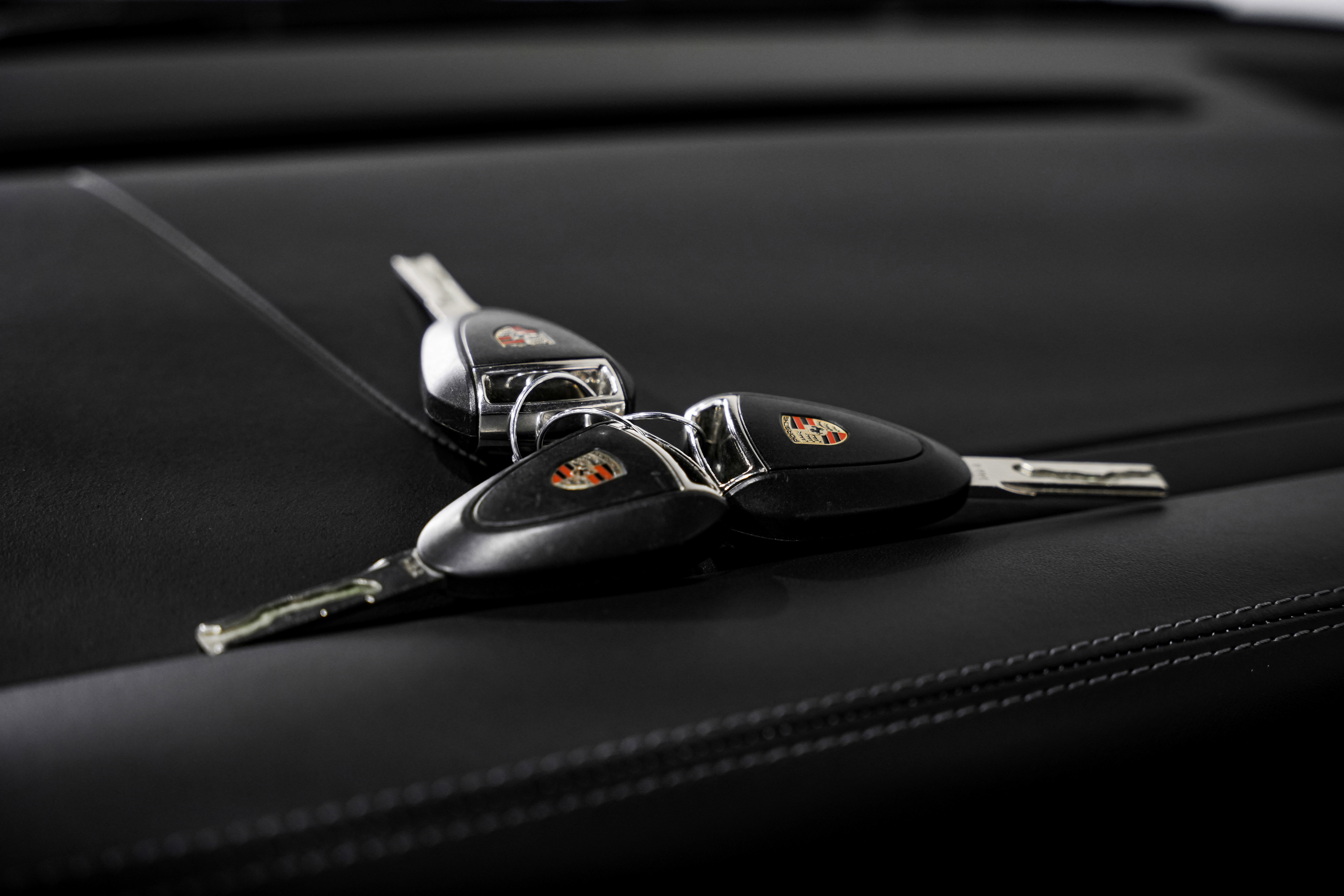 Used 2010 Porsche 911 Carrera 4S image 14