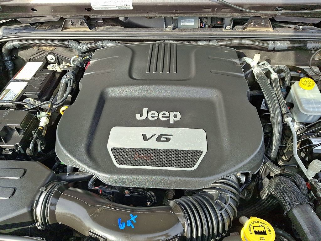 Used 2018 Jeep Wrangler Unlimited Sport S AWD/4WD image 30
