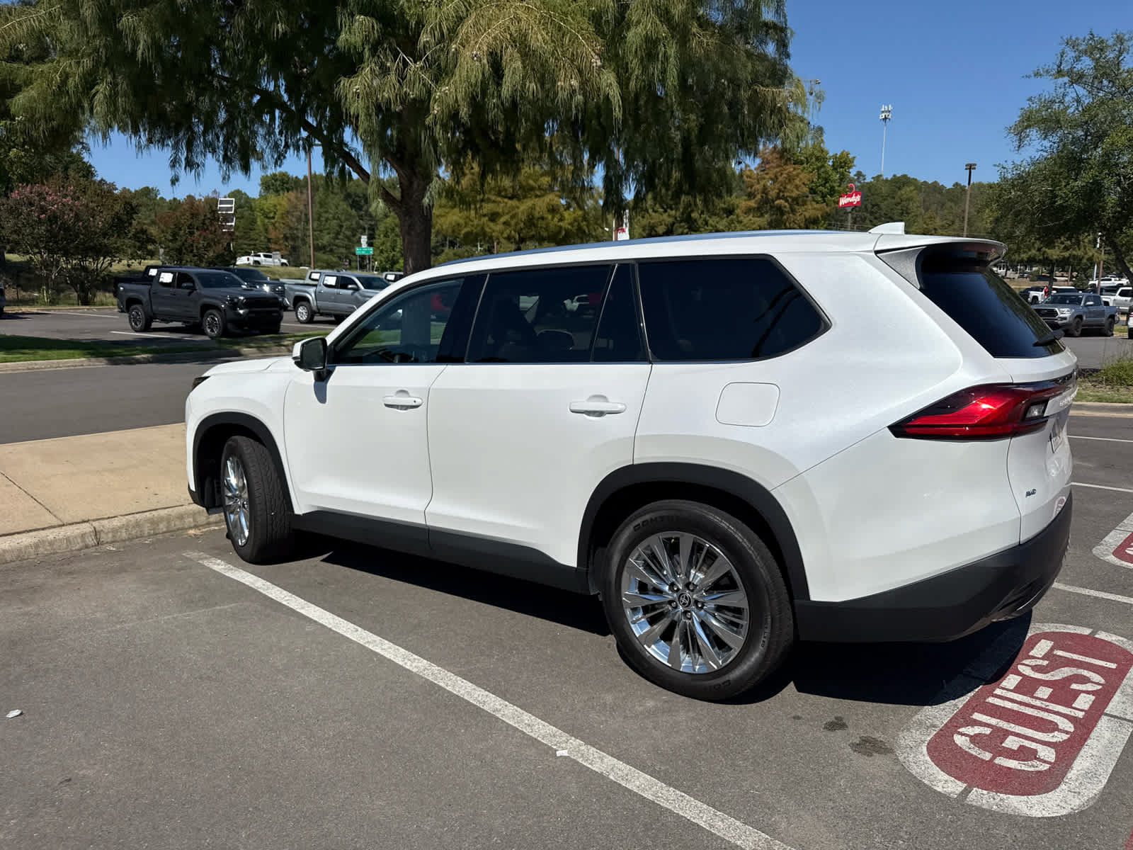 Used 2024 Toyota Grand Highlander AWD image 5