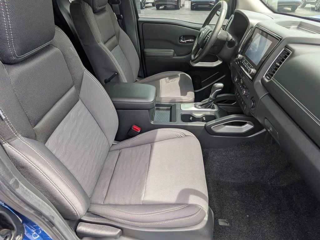 Used 2024 Nissan Frontier SV w/ SV Convenience Package RWD image 22