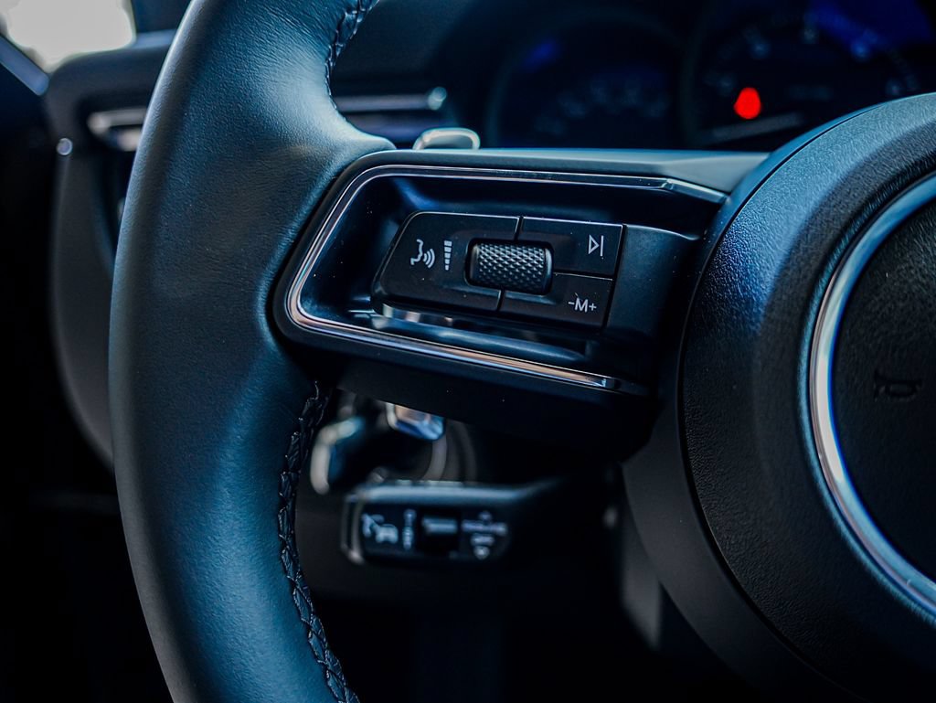 New 2026 Porsche Macan AWD/4WD image 19