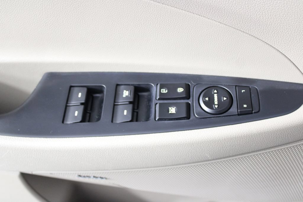 Certified 2021 Hyundai Tucson Sport w/ Winter Weather Package FWD image 24
