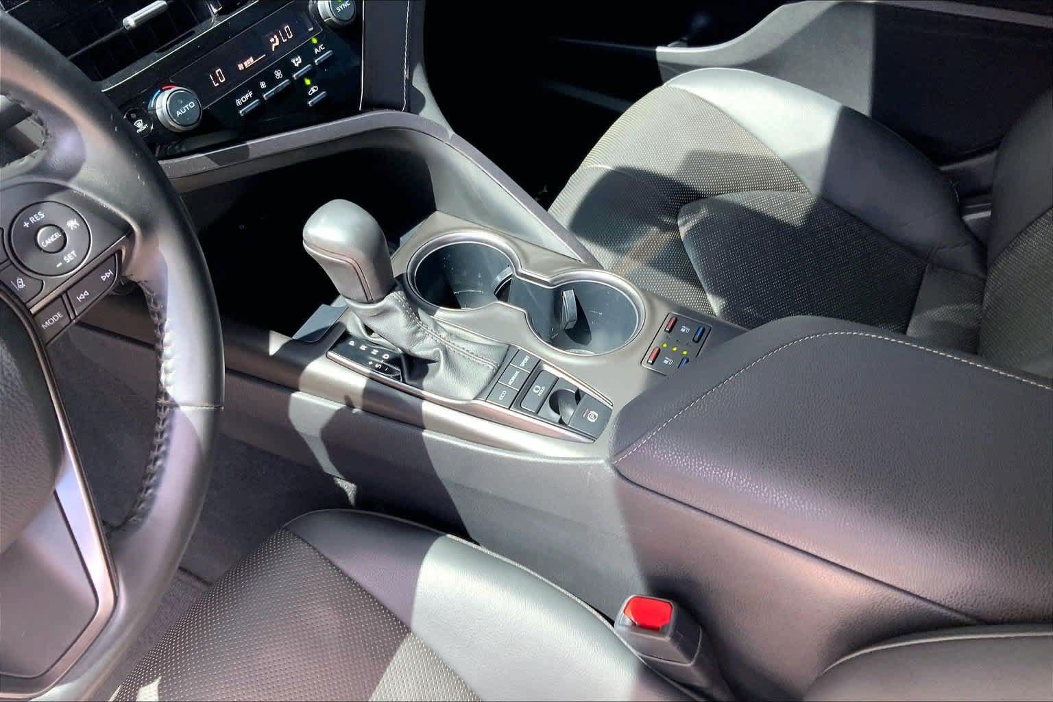 Used 2023 Toyota Camry XSE FWD image 16