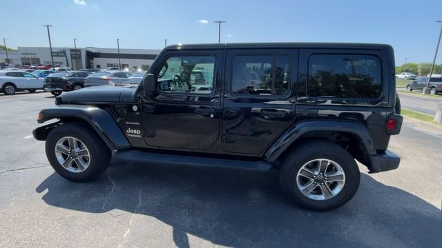 Used 2022 Jeep Wrangler Unlimited Sahara AWD/4WD image 7