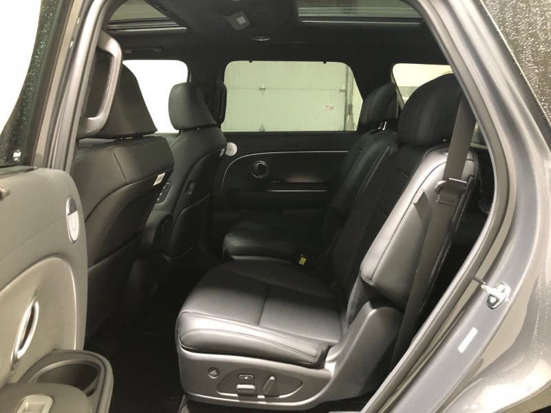 New 2026 Hyundai Palisade Calligraphy AWD/4WD image 17