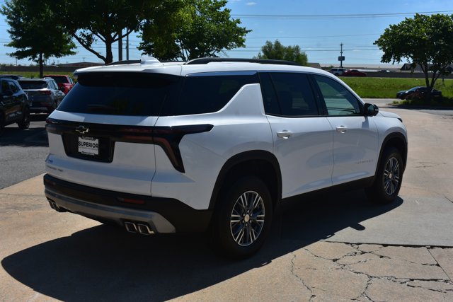 New 2026 Chevrolet Traverse LT w/ Driver Confidence Package AWD/4WD image 5