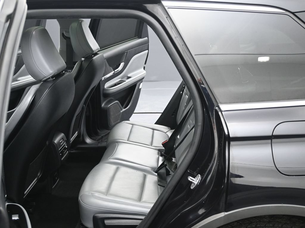 Used 2022 Lincoln Corsair AWD w/ Premium Package image 12