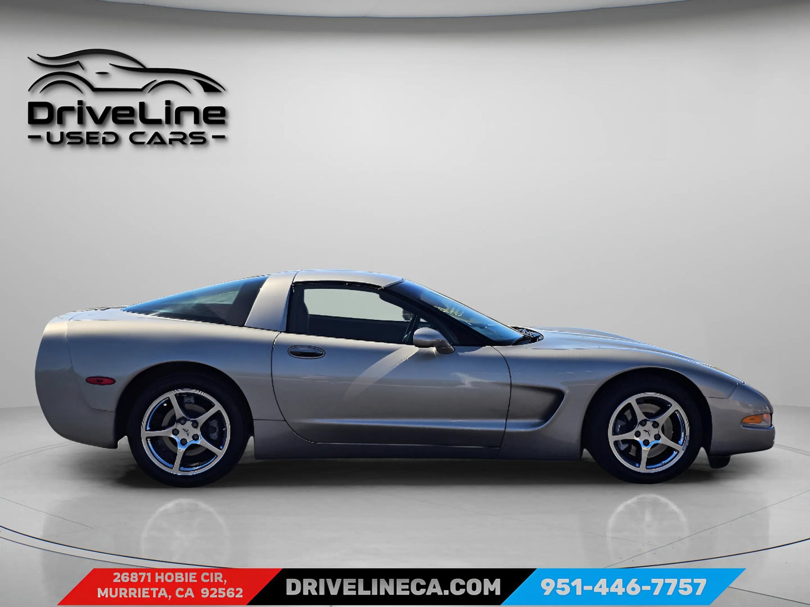 Used 2002 Chevrolet Corvette Coupe w/ Preferred Equipment Group2 RWD image 11