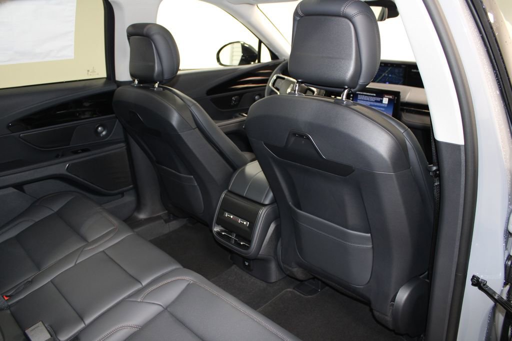 New 2026 Lincoln Nautilus Premier w/ Equipment Group 102A image 30