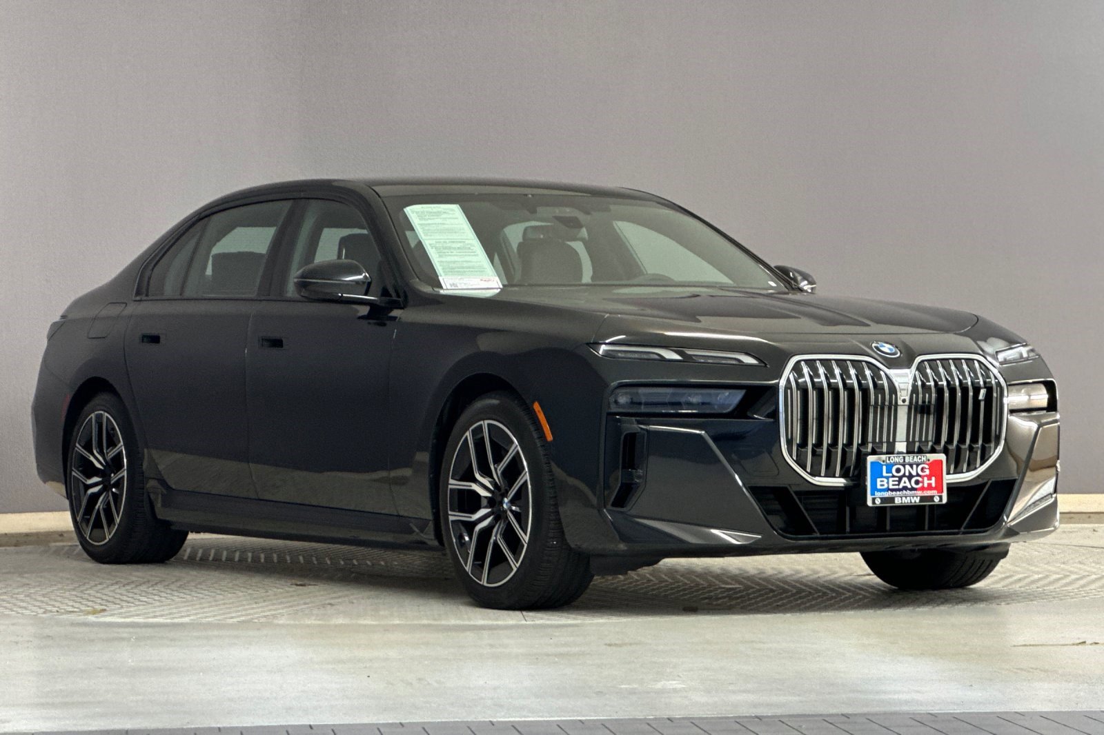 Certified 2024 BMW i7 xDrive60 image 6