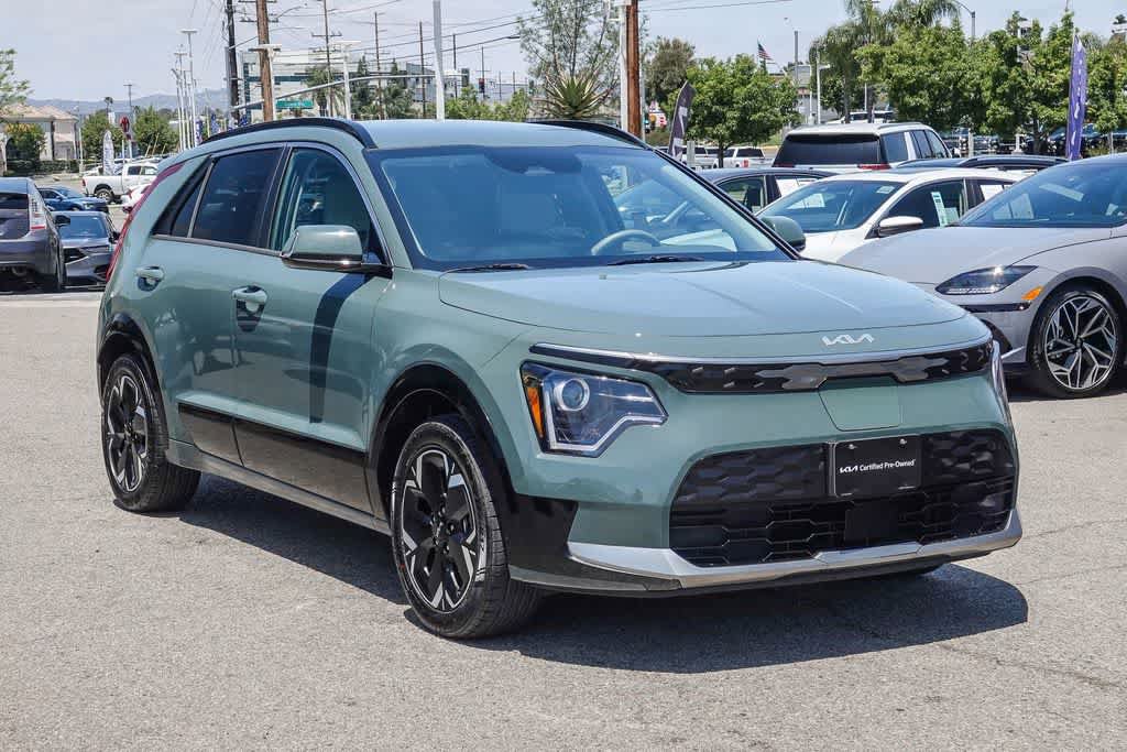 Certified 2023 Kia Niro Wind FWD image 2