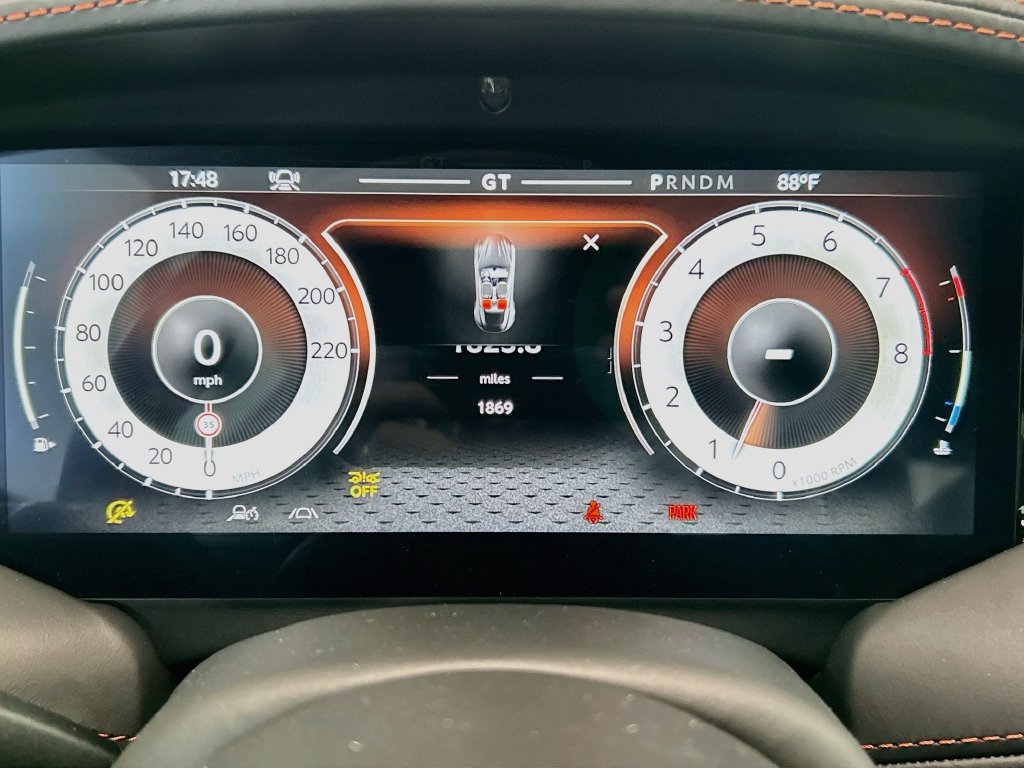 Used 2025 Aston Martin DB12 Coupe RWD image 31