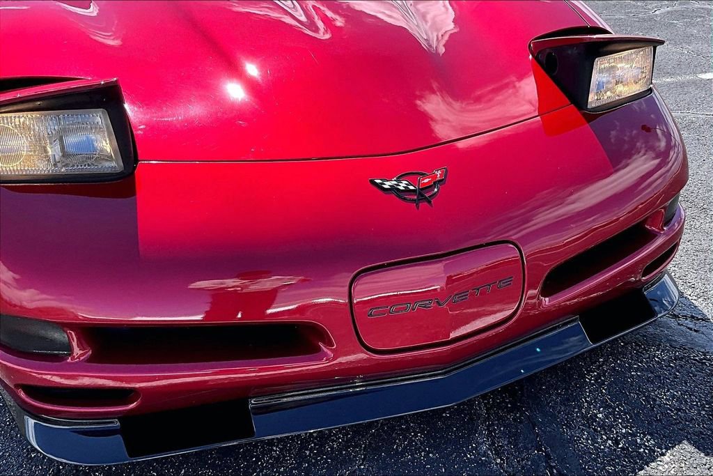 Used 2000 Chevrolet Corvette Coupe w/ Memory Pkg image 26