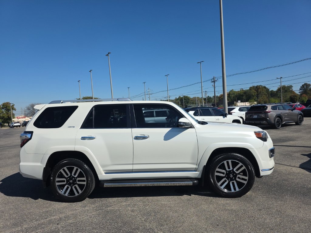 Certified 2022 Toyota 4Runner Limited AWD/4WD image 4