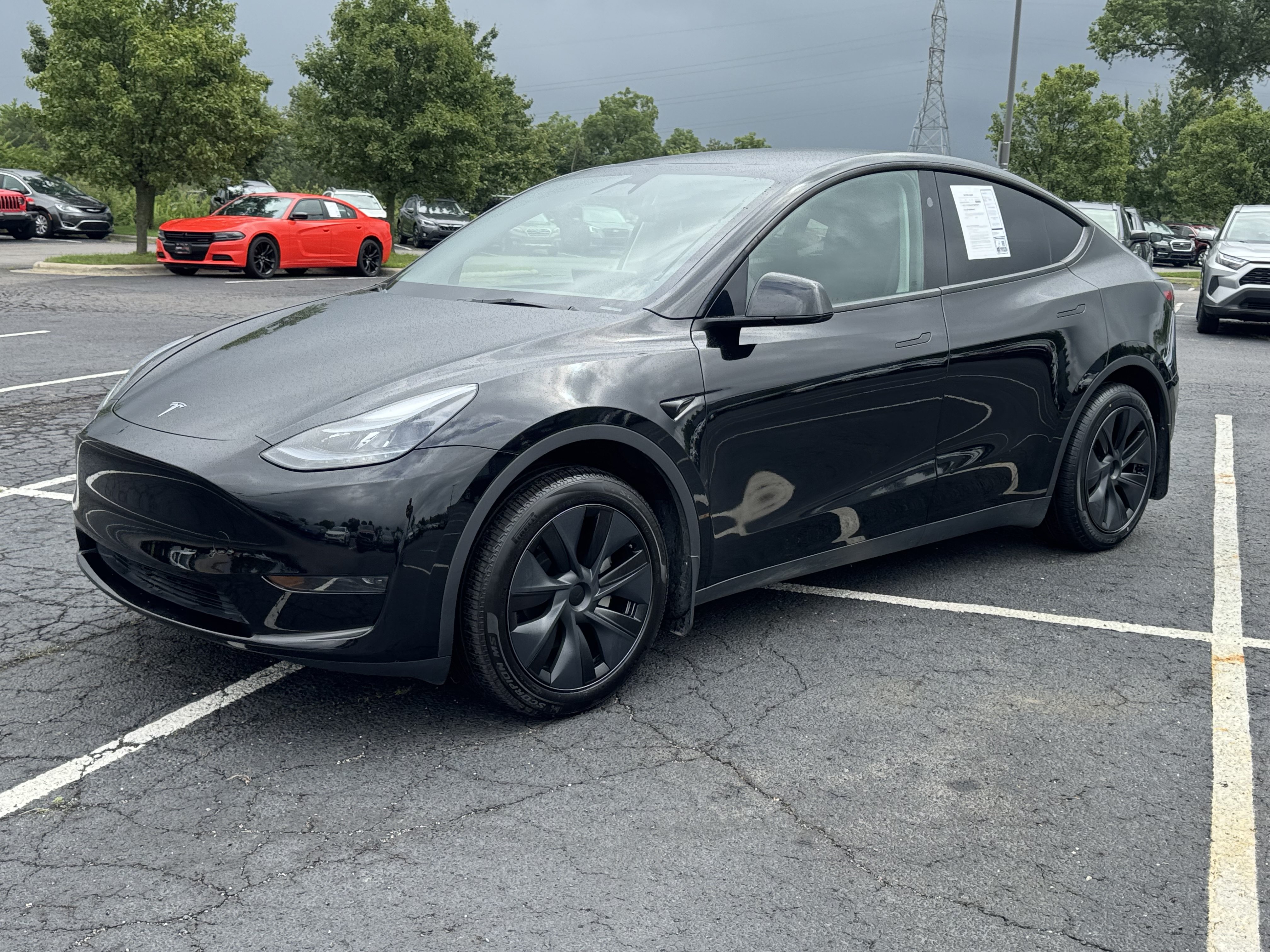 Used 2024 Tesla Model Y 2WD image 9