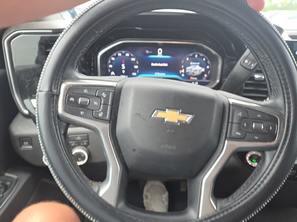 Used 2023 Chevrolet Silverado 1500 LT w/ Z71 Off-Road Package AWD/4WD image 51