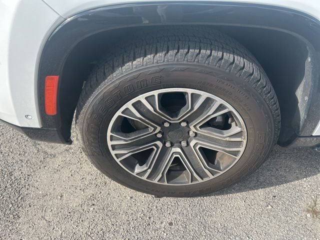 Used 2024 Jeep Wagoneer L Series II w/ Flexible Seating Group image 15