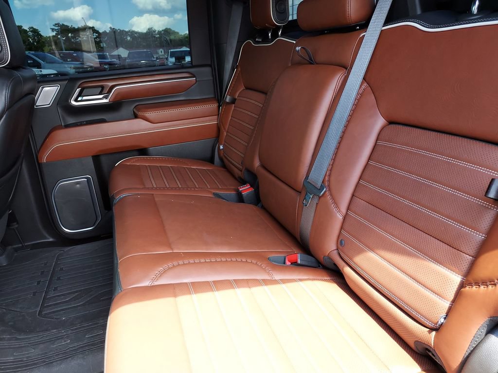 Used 2024 GMC Sierra 2500 Denali Ultimate AWD/4WD image 28