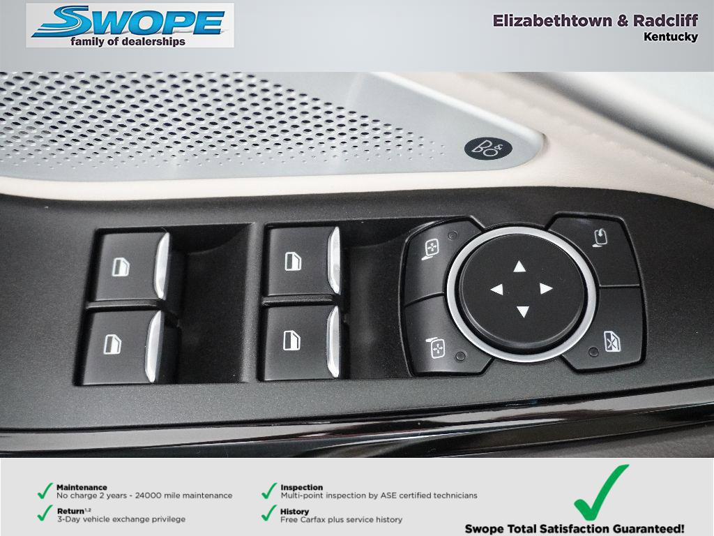 Certified 2022 Ford Explorer Platinum w/ Technology Package image 18