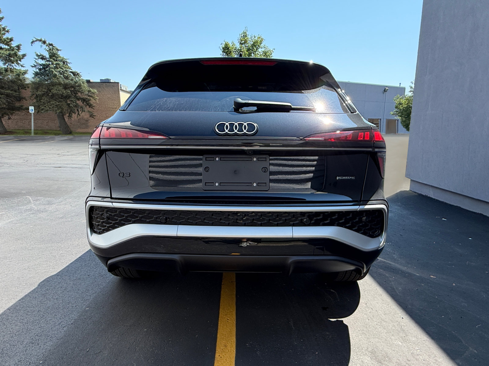 New 2026 Audi Q3 quattro 2.0T AWD/4WD image 11
