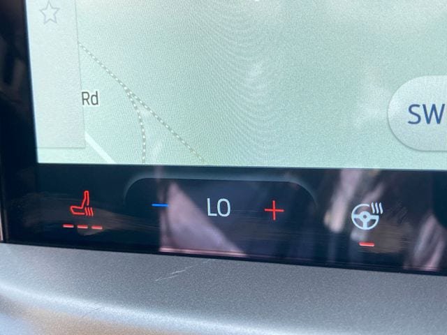 New 2025 Ford Escape SE FWD image 30