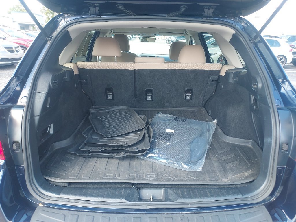 Used 2018 Subaru Outback 2.5i Premium AWD/4WD image 30