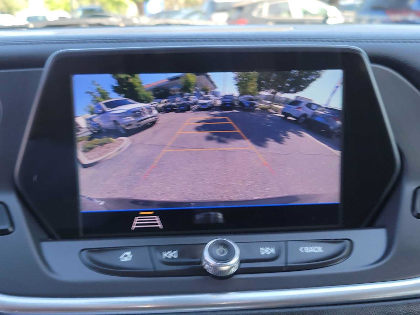 Used 2019 Chevrolet Blazer LT FWD image 26