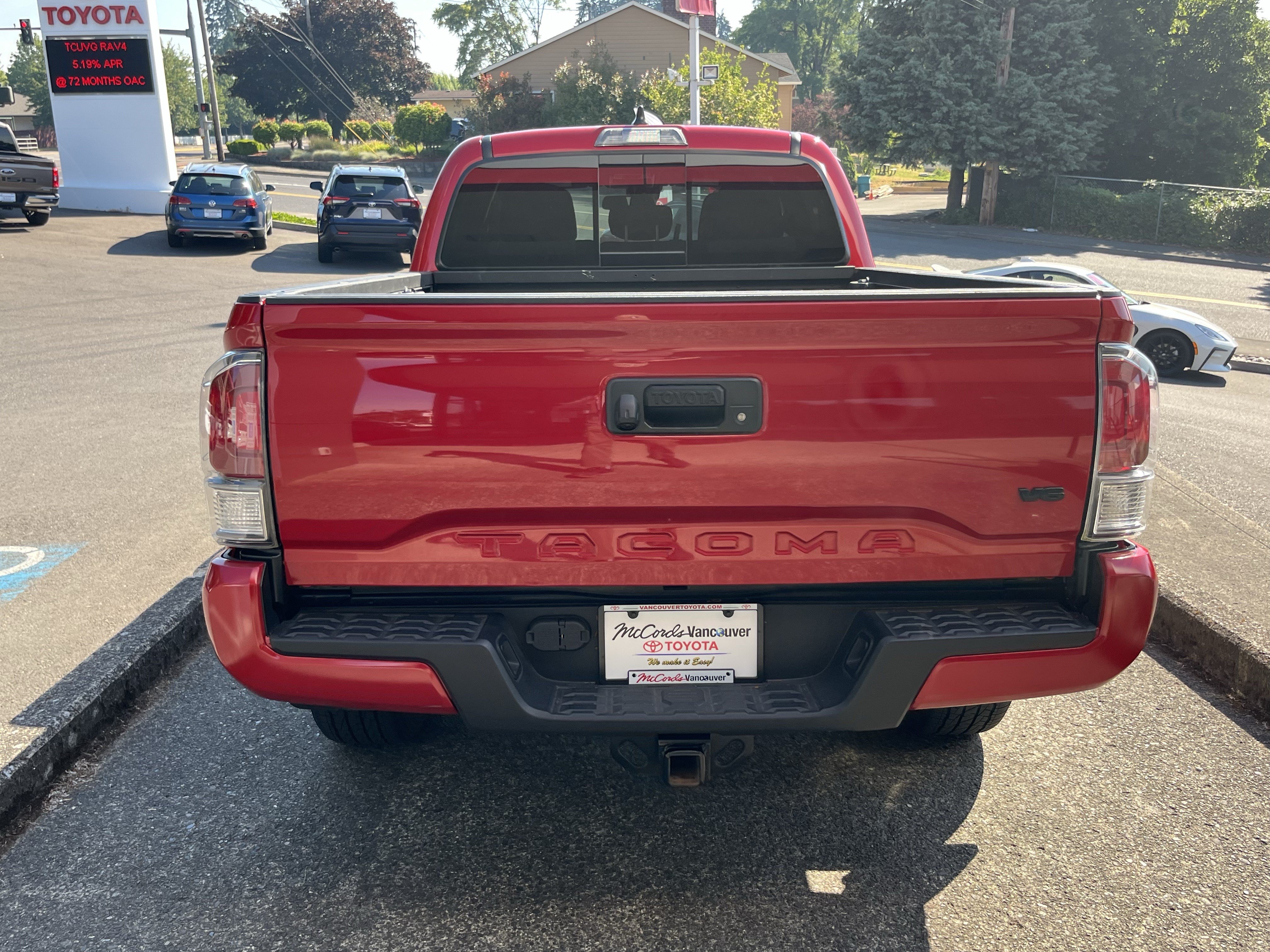 Certified 2023 Toyota Tacoma TRD Sport AWD/4WD image 9