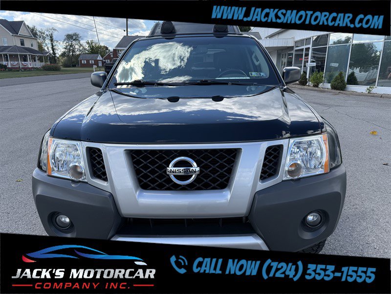 Used 2015 Nissan Xterra PRO-4X w/ Pro-4x Leather Package image 11