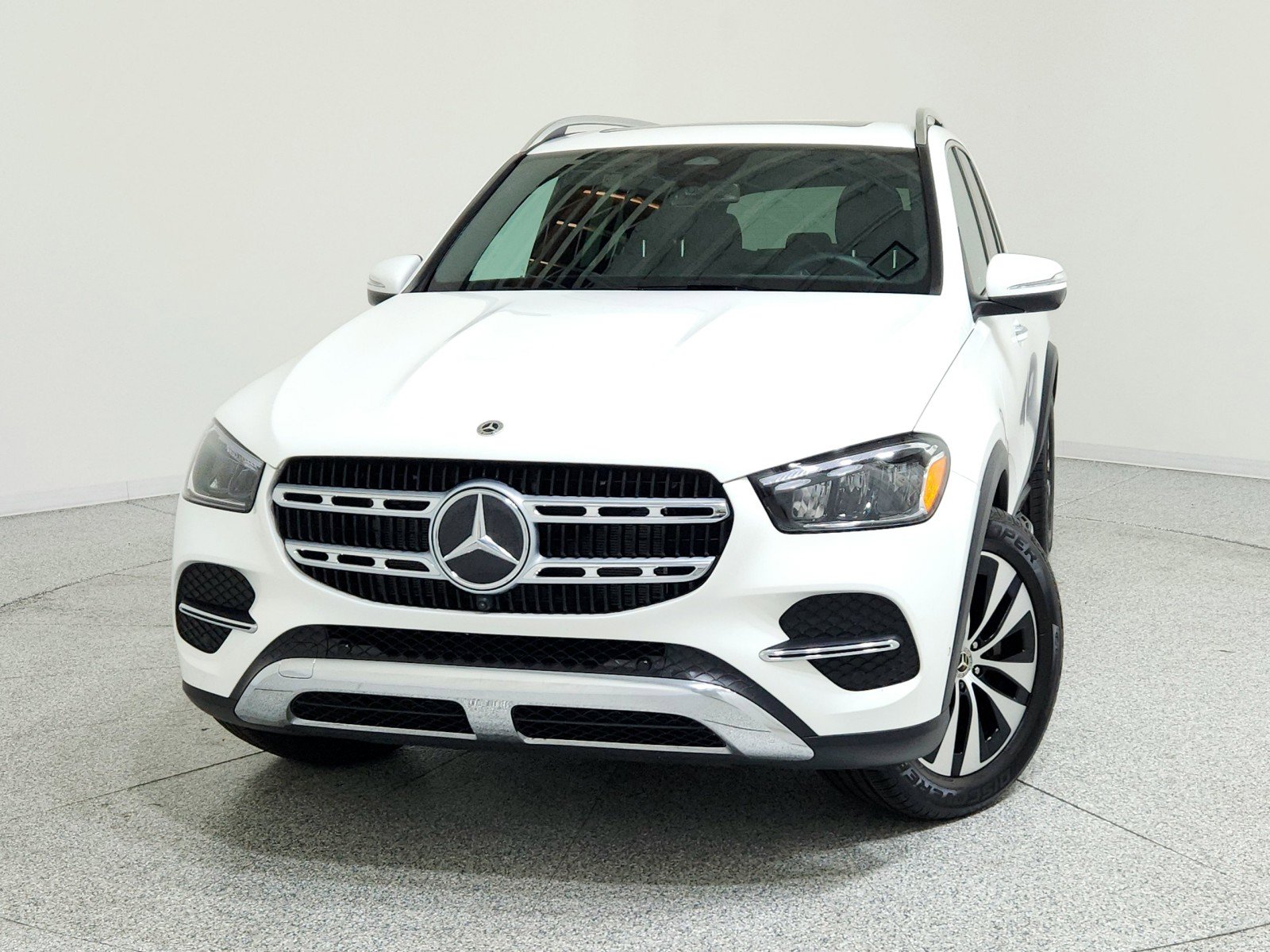 Certified 2025 Mercedes-Benz GLE 350 4MATIC image 2