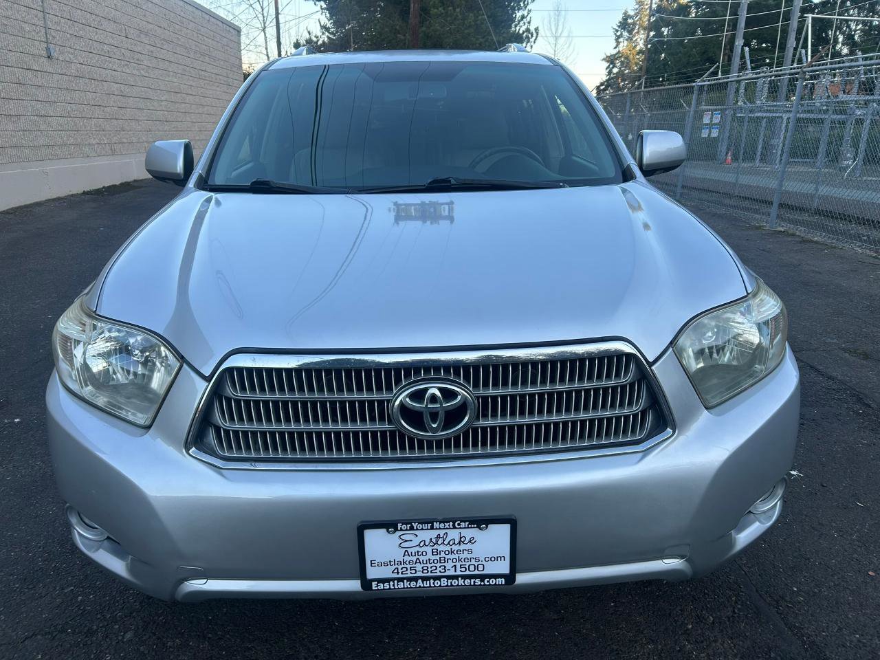 Used 2008 Toyota Highlander Limited AWD/4WD image 2