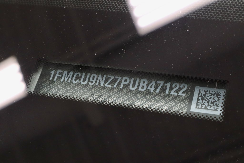 Certified 2023 Ford Escape ST-Line Select image 35