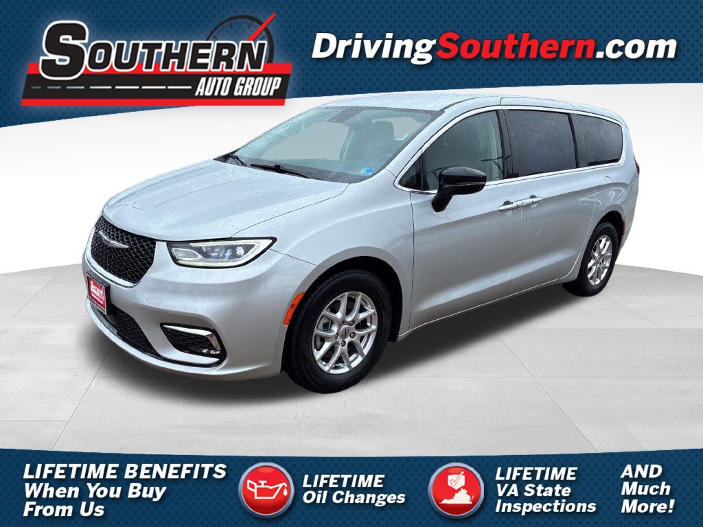 Used 2024 Chrysler Pacifica Touring-L