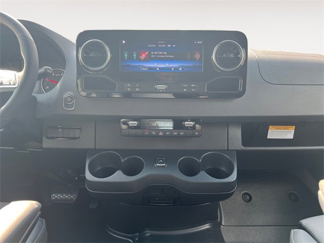 New 2025 Mercedes-Benz Sprinter 2500 image 11