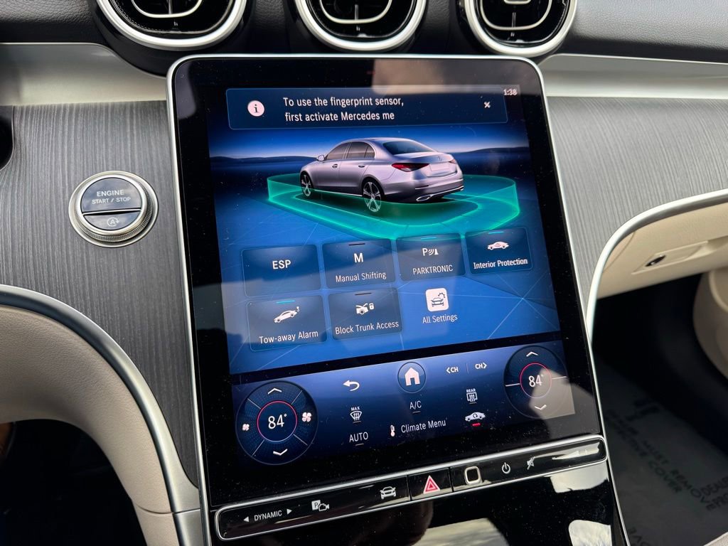 Used 2025 Mercedes-Benz C 300 Sedan image 31
