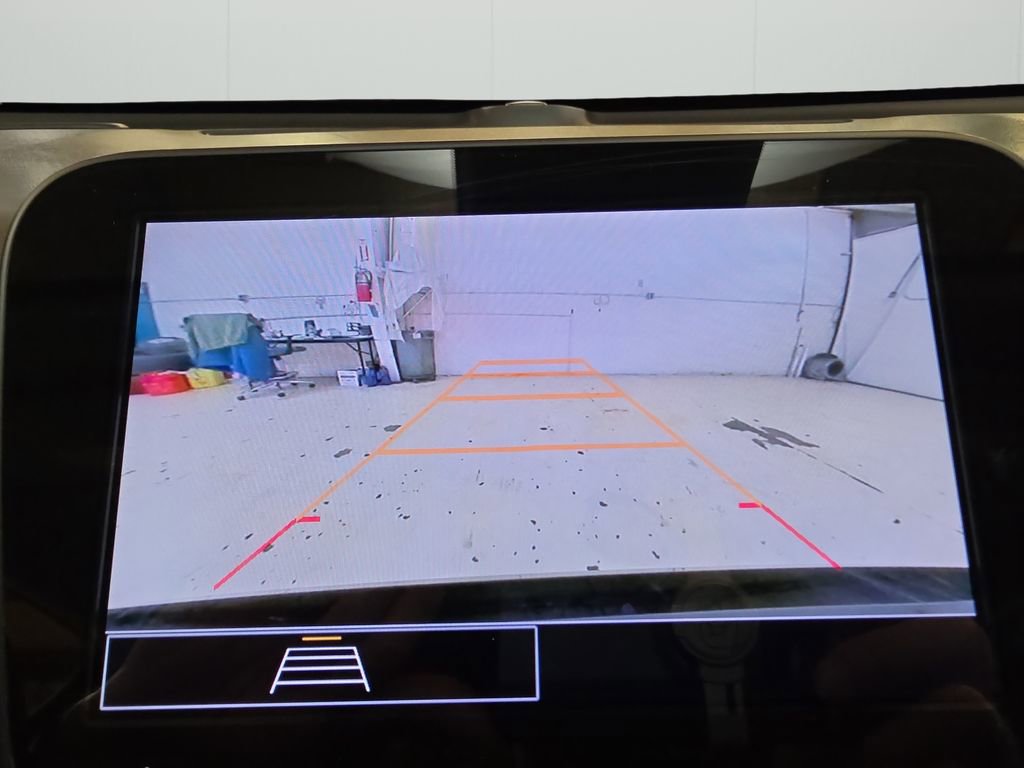 Used 2025 Chevrolet Malibu LT image 25