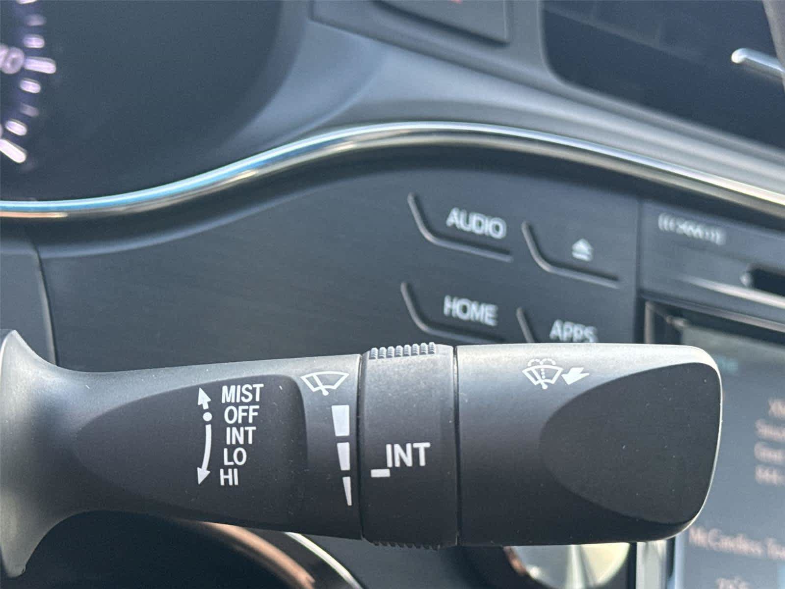 Used 2016 Toyota Avalon Touring FWD image 22