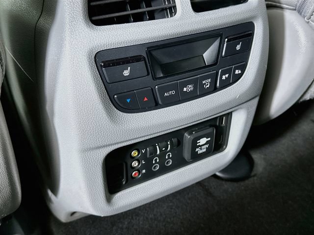 Used 2017 Honda Pilot Elite image 35