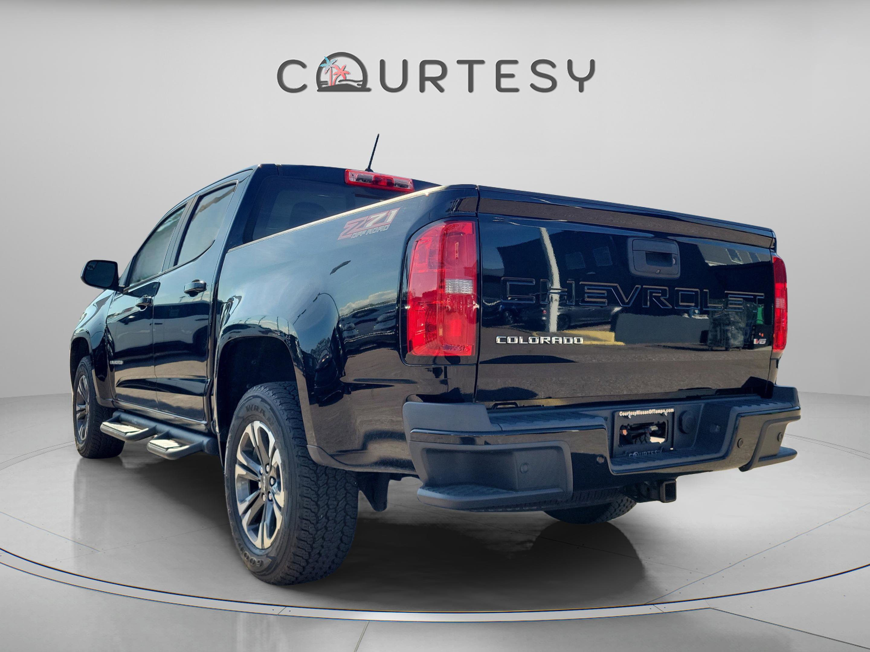 Used 2021 Chevrolet Colorado Z71 w/ Safety Package image 5