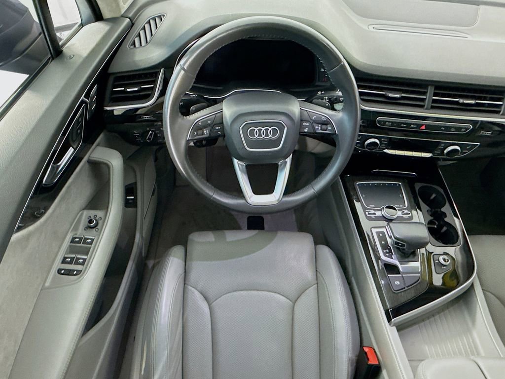 Used 2018 Audi Q7 3.0T Prestige w/ Prestige Package image 10