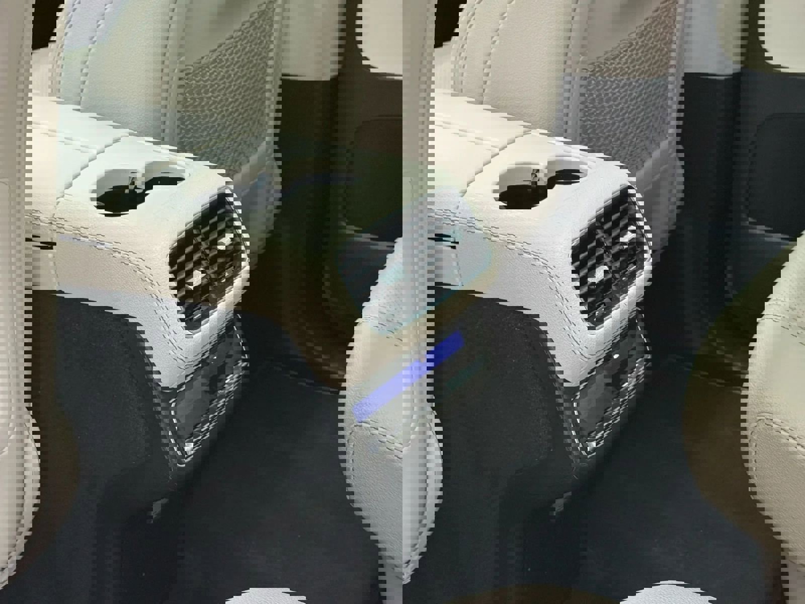 Used 2021 Mercedes-Benz GLS 450 4MATIC image 41