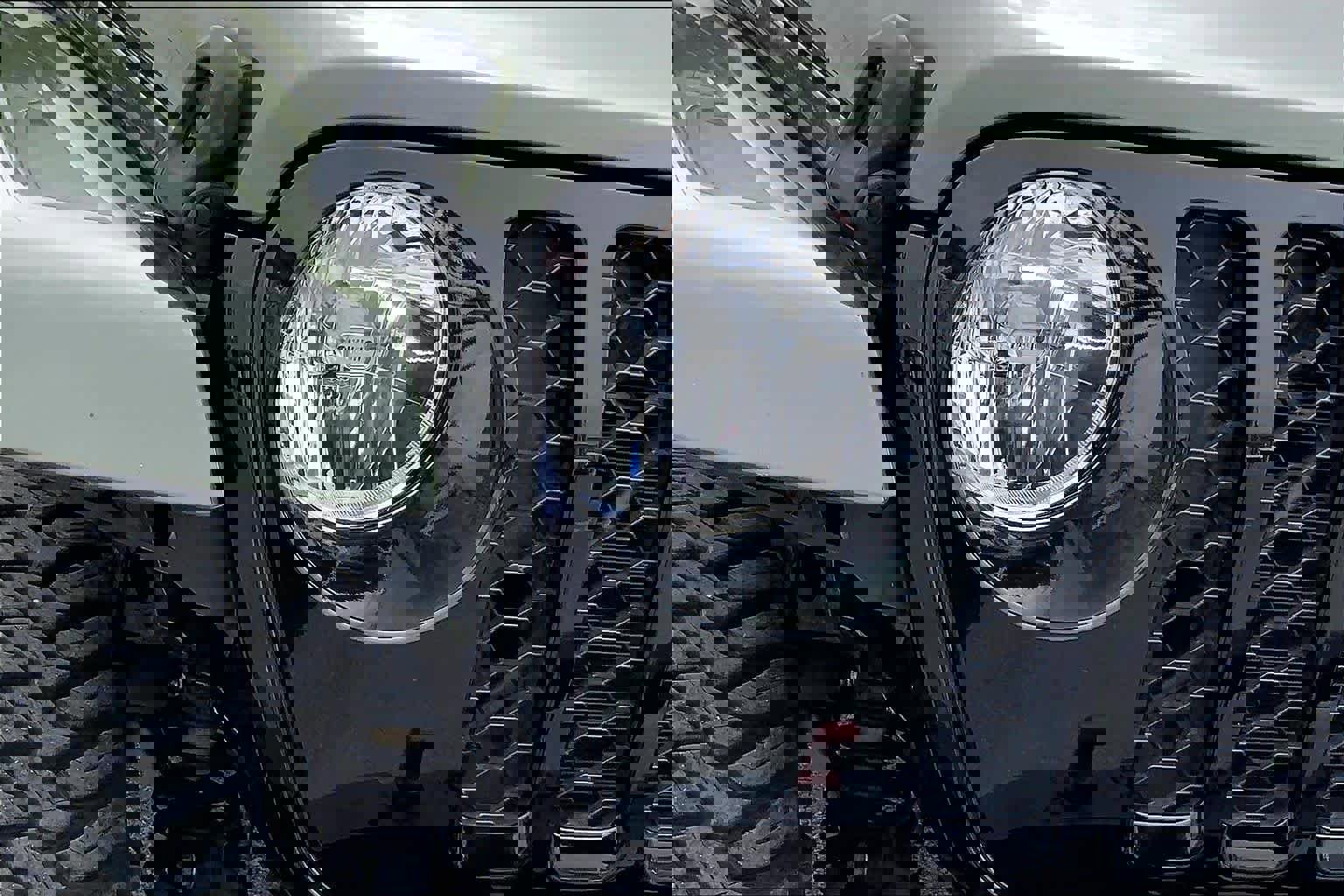 Used 2023 Jeep Gladiator Sport image 27