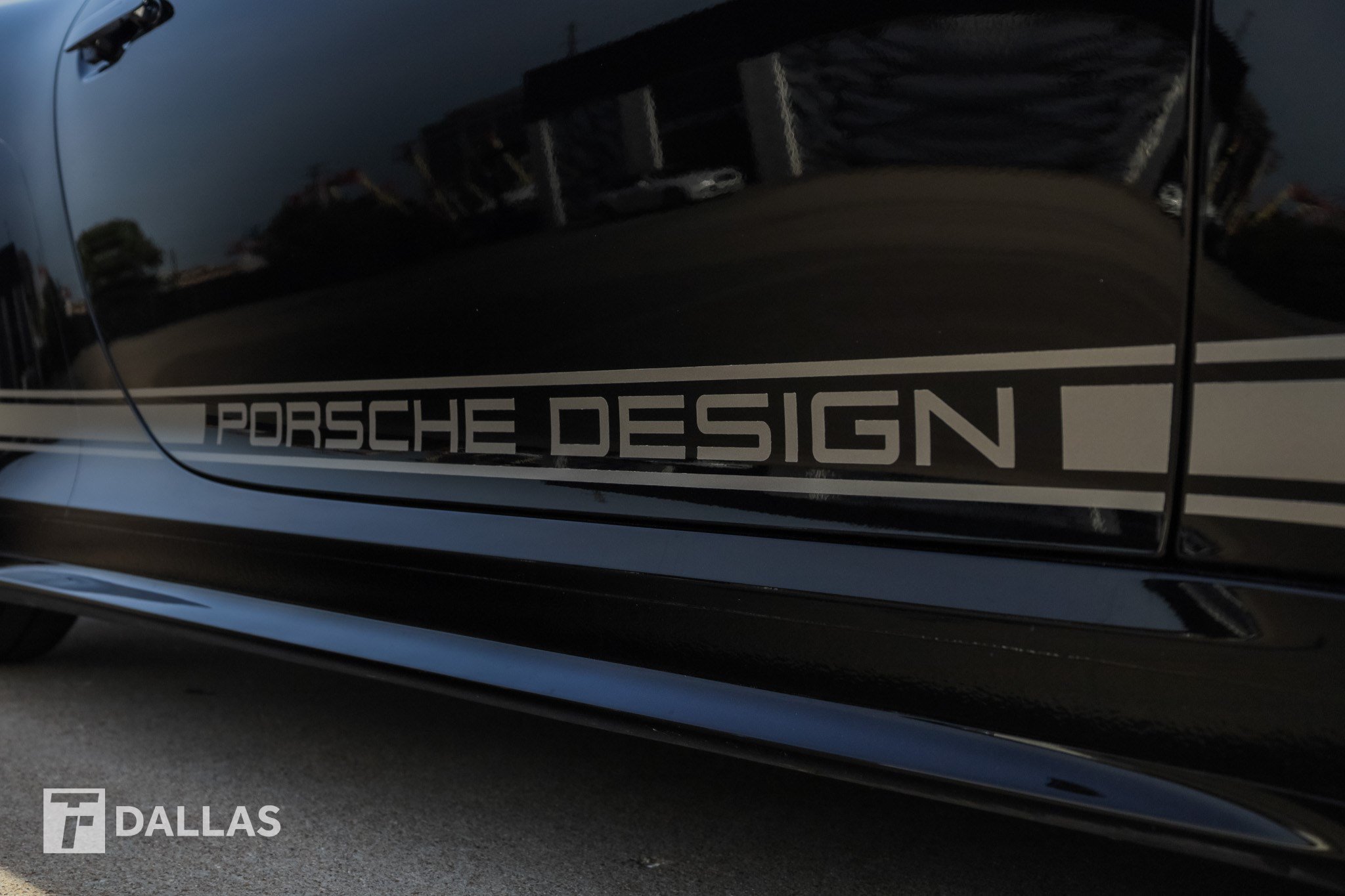 Used 2023 Porsche 911 50th Anniversary Edition AWD/4WD image 19